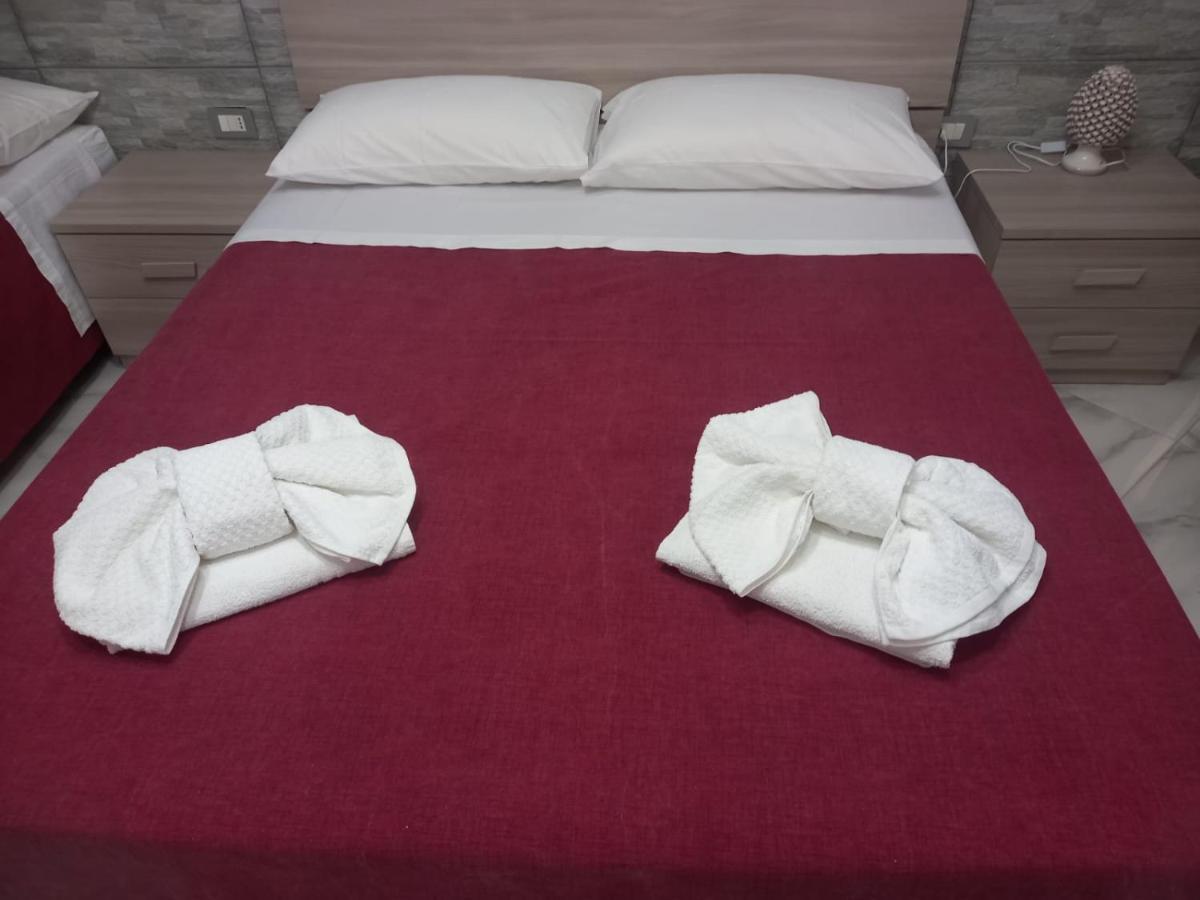Piano Terra Bed & Breakfast Наполи Екстериор снимка